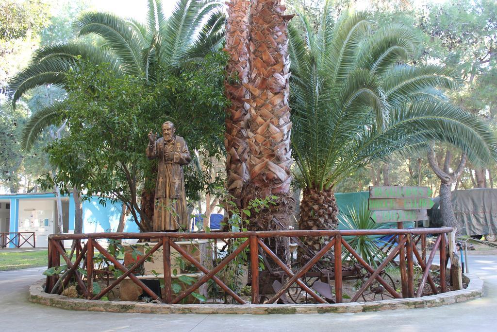 رودي غارغانيكو Residence Village Lido Del Gargano المظهر الخارجي الصورة